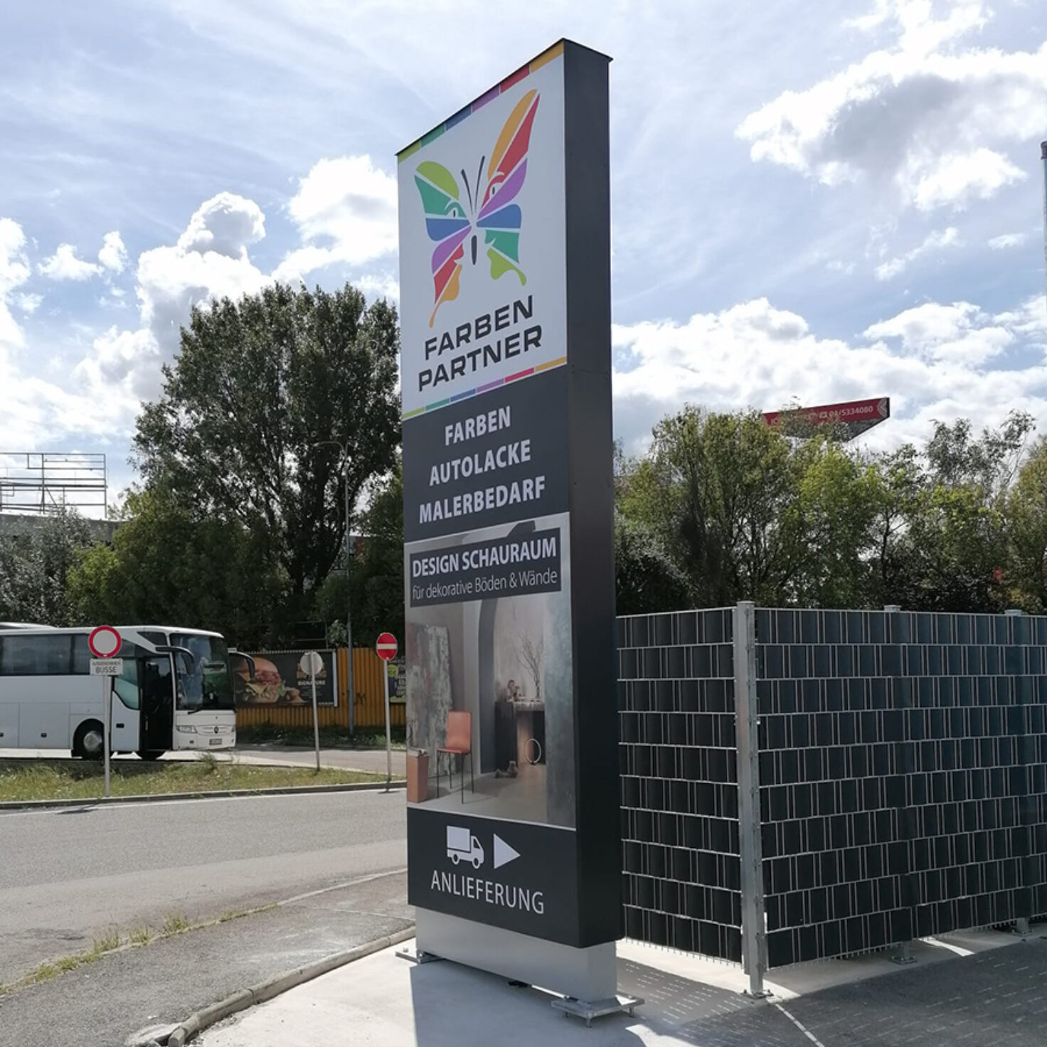 Vösendorf Nordring Pylon Farbenpartner 02