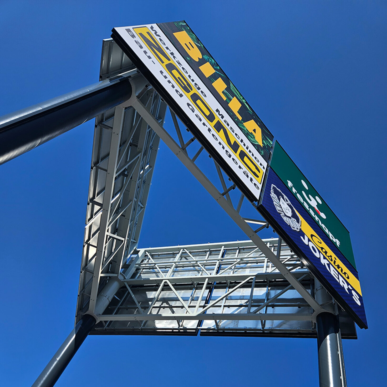 T1 Ansfelden Werbeturm