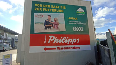 Unbeleuchtetes Schild Warenannahme