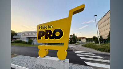 PRO Linz Skulptur Einkaufswagen